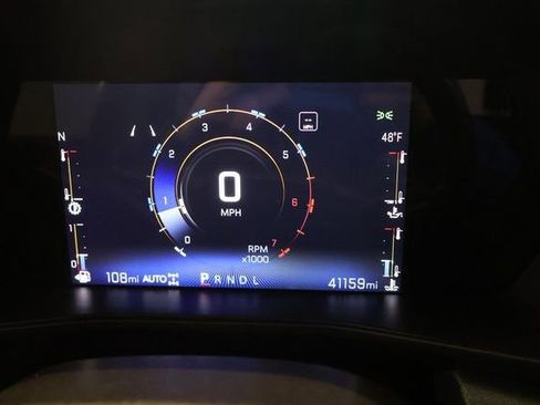 Used 2023 Chevrolet Colorado Trail Boss w/ Technology Package image 32