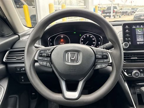 Used 2019 Honda Accord EX image 18
