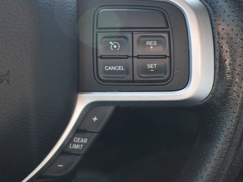 Used 2021 RAM 3500 Big Horn image 26