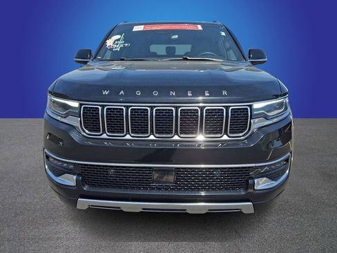 Used 2023 Jeep Wagoneer L Series III RWD image 2