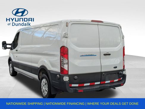 Used 2022 Ford E-Transit Low Roof image 16