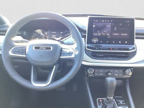 New 2026 Jeep Compass Limited image 11