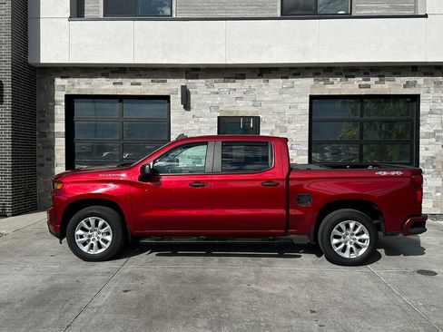 Used 2021 Chevrolet Silverado 1500 Custom AWD/4WD image 6