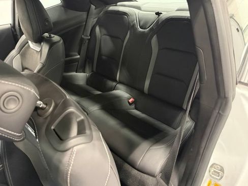 Used 2022 Chevrolet Camaro SS RWD image 34