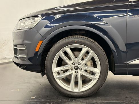 Used 2017 Audi Q7 3.0T Prestige image 31