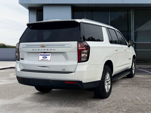 Used 2022 Chevrolet Suburban LT image 6