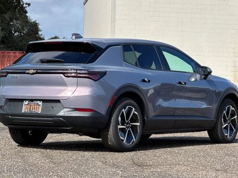 New 2026 Chevrolet Equinox EV LT image 4