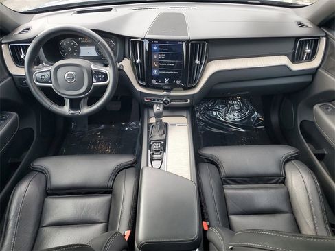 Used 2020 Volvo XC60 T6 Inscription image 14