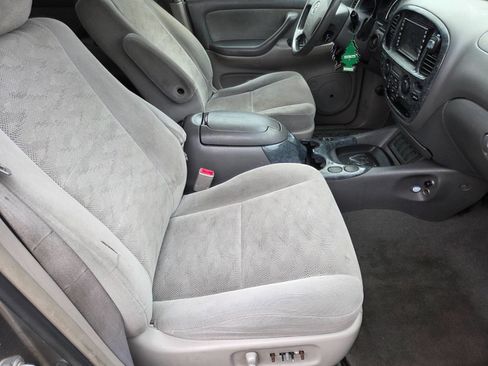 Used 2005 Toyota Sequoia SR5 image 15