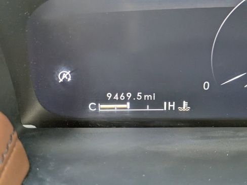 Certified 2023 Lincoln Nautilus Reserve w/ Equipment Group 201A image 33