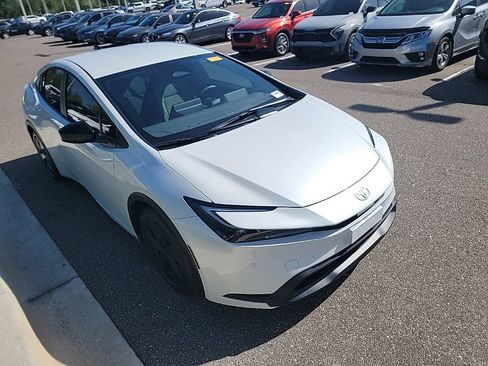 Used 2026 Toyota Prius LE image 2
