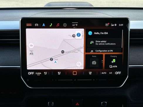 New 2025 Volkswagen ID. Buzz Pro S image 13