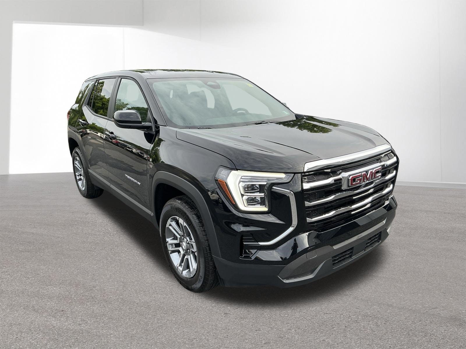 New 2026 GMC Terrain Elevation w/ LPO, Floor Liner Package AWD/4WD image 1