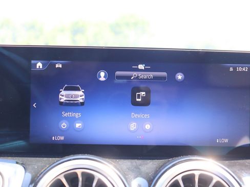 Used 2024 Mercedes-Benz GLB 250 image 29
