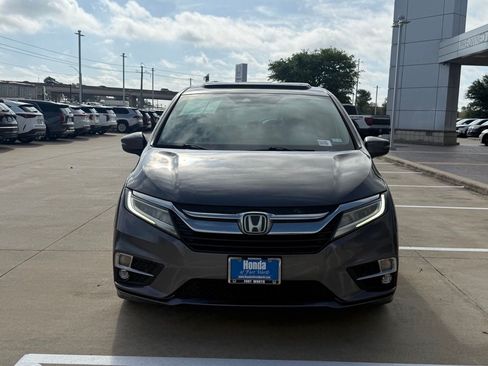 Used 2018 Honda Odyssey Touring image 12