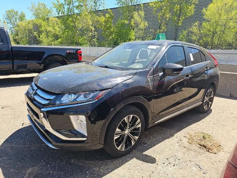 Used 2020 Mitsubishi Eclipse Cross SE FWD image 7