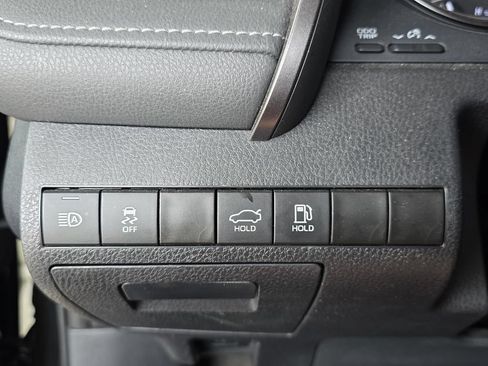 Used 2024 Toyota Camry SE FWD image 21