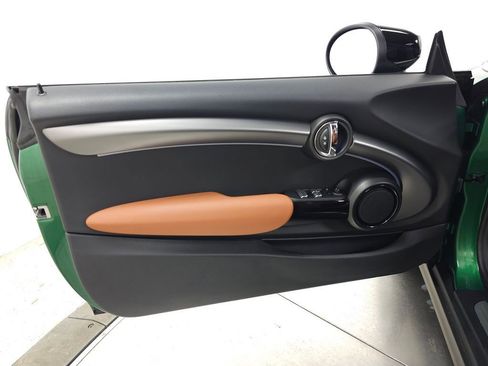 Used 2024 MINI Cooper Convertible w/ Signature Upholstery Package image 15