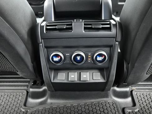 Used 2024 Land Rover Defender 110 S AWD/4WD image 21