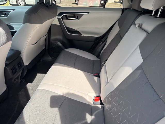 Used 2025 Toyota RAV4 XLE w/ Convenience Package AWD/4WD image 10