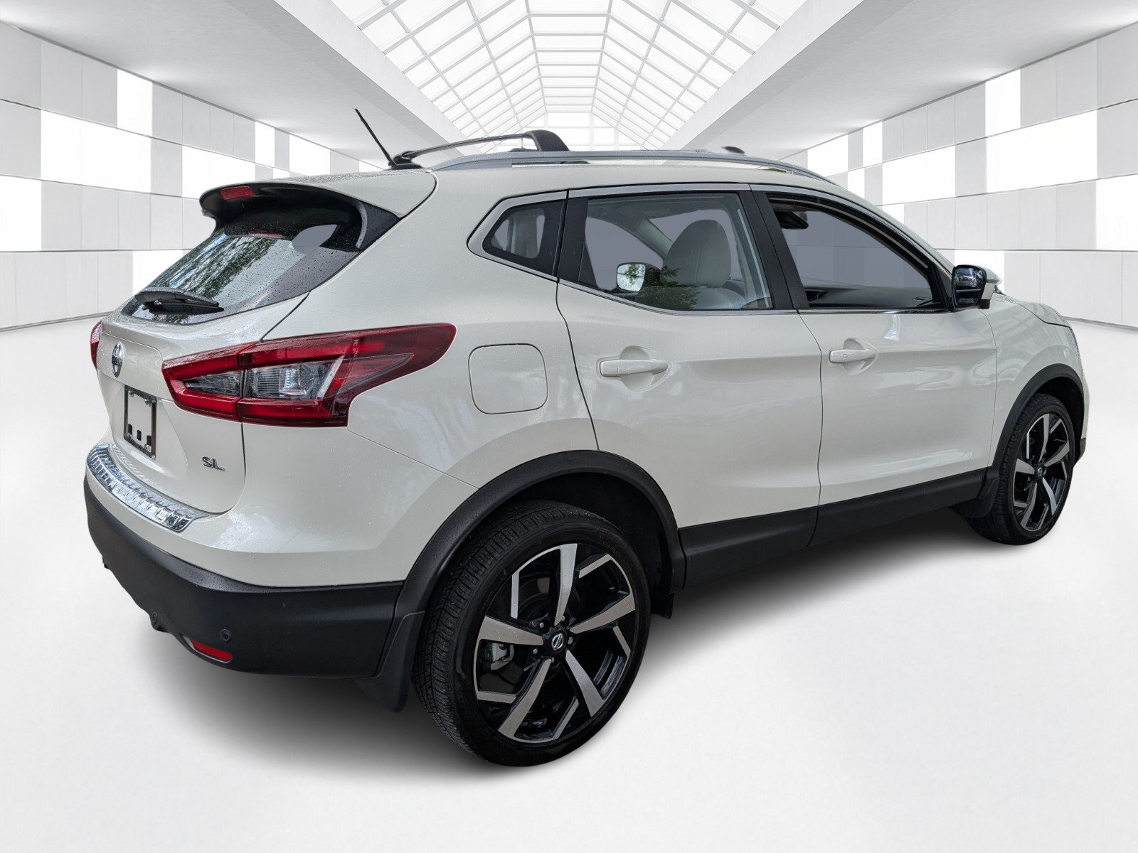 Certified 2022 Nissan Rogue Sport SL FWD image 7
