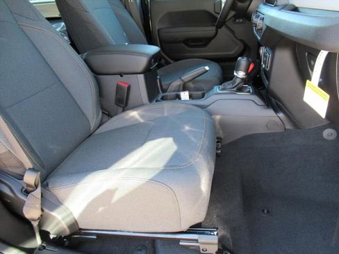 New 2026 Jeep Wrangler Sport S image 9