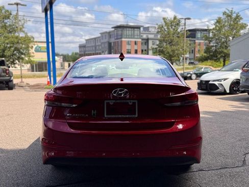 Used 2017 Hyundai Elantra Value Edition FWD image 5