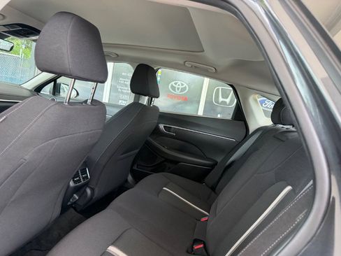 Used 2023 Hyundai Sonata SEL w/ Convenience Package FWD image 19