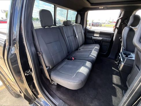 Used 2016 Ford F150 XLT w/ Equipment Group 302A Luxury image 19