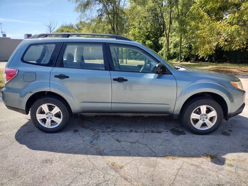 Used 2012 Subaru Forester 2.5X w/ Alloy Wheel Pkg AWD/4WD image 4