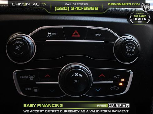 Used 2015 Dodge Charger SE RWD image 13