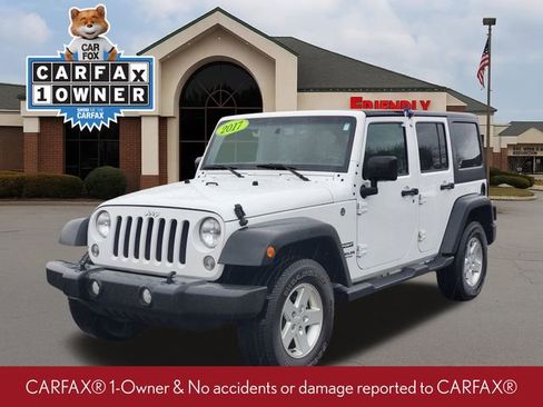 Used 2017 Jeep Wrangler Unlimited Sport w/ Quick Order Package 24S AWD/4WD image 2