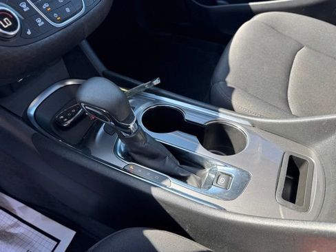 Used 2025 Chevrolet Malibu LT FWD image 18