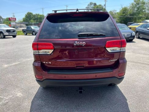 Used 2018 Jeep Grand Cherokee Laredo image 9