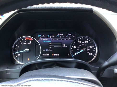 Used 2021 Ford F250 Lariat w/ Lariat Ultimate Package image 7