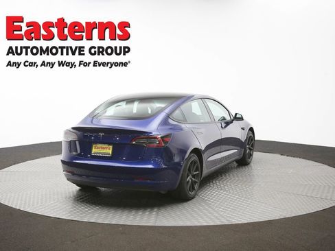 Used 2023 Tesla Model 3 Standard Range image 34