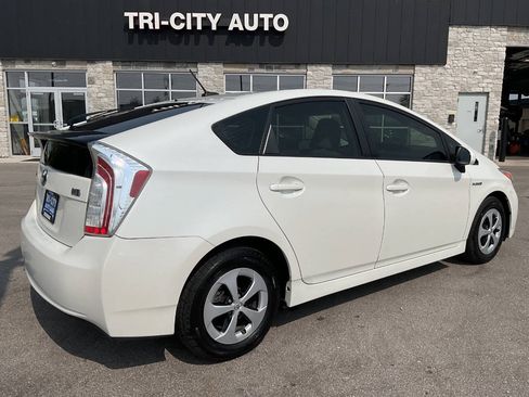 Used 2015 Toyota Prius Three FWD image 7