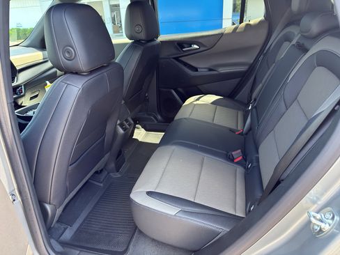 New 2026 Chevrolet Equinox LT w/ Convenience Package II AWD/4WD image 6