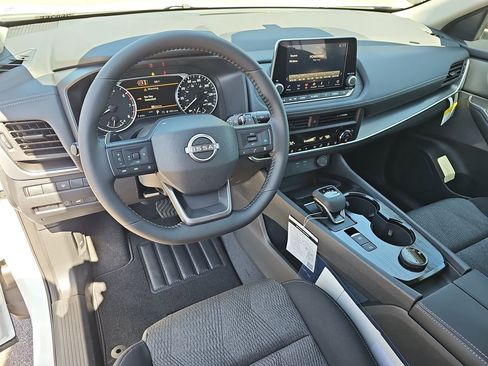 New 2026 Nissan Rogue SV w/ Cold Weather Package AWD/4WD image 16