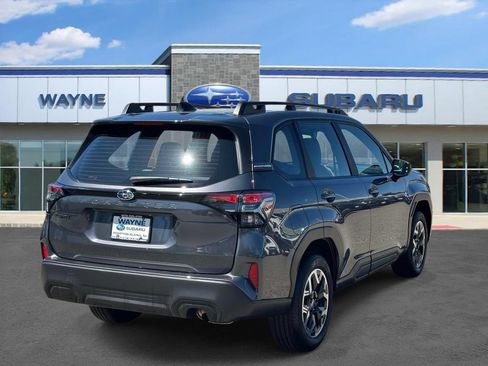 Certified 2025 Subaru Forester AWD/4WD image 4