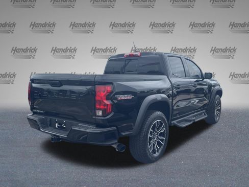 Used 2024 Chevrolet Colorado Trail Boss w/ LPO, Dark Essentials Package AWD/4WD image 10