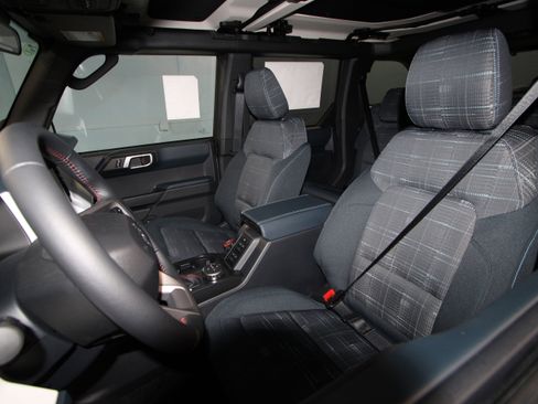 New 2026 Ford Bronco Heritage Edition AWD/4WD image 3