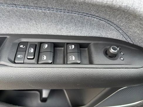 Used 2023 Jeep Compass Latitude w/ Convenience Group AWD/4WD image 15
