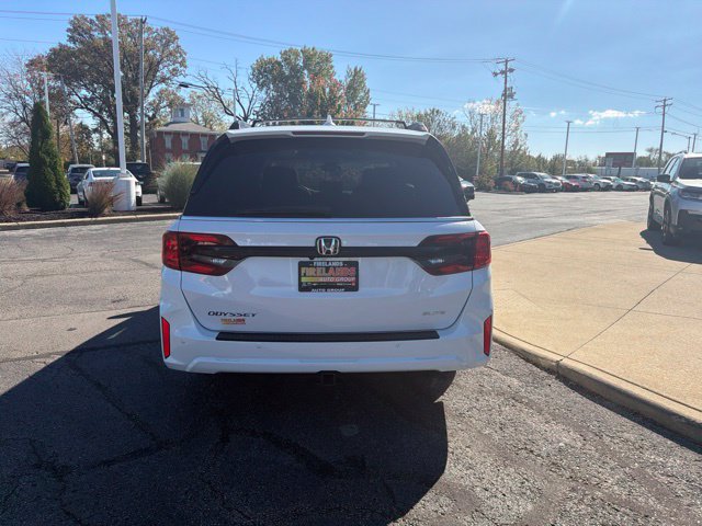 New 2027 Honda Odyssey Elite image 9