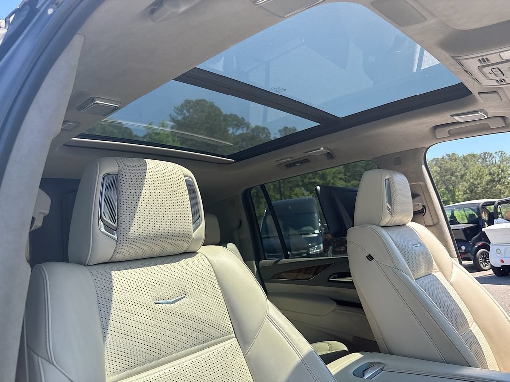 Used 2022 Cadillac Escalade ESV Sport Platinum AWD/4WD image 28