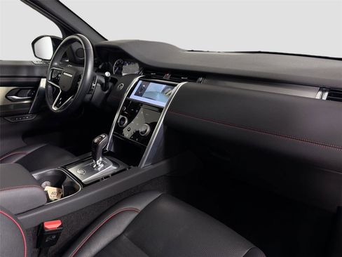 Certified 2023 Land Rover Discovery Sport SE R-Dynamic image 31