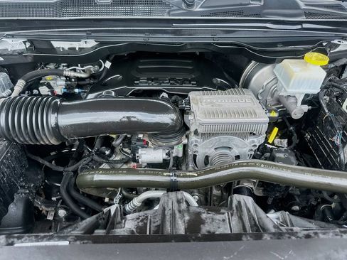 Used 2024 RAM 1500 Laramie RWD image 29