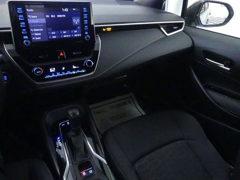 Used 2022 Toyota Corolla SE FWD image 12