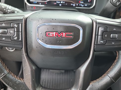 Used 2024 GMC Sierra 2500 AT4 w/ AT4 Premium Plus Package AWD/4WD image 23