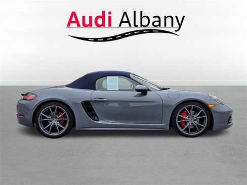 Used 2024 Porsche 718 Boxster S image 3